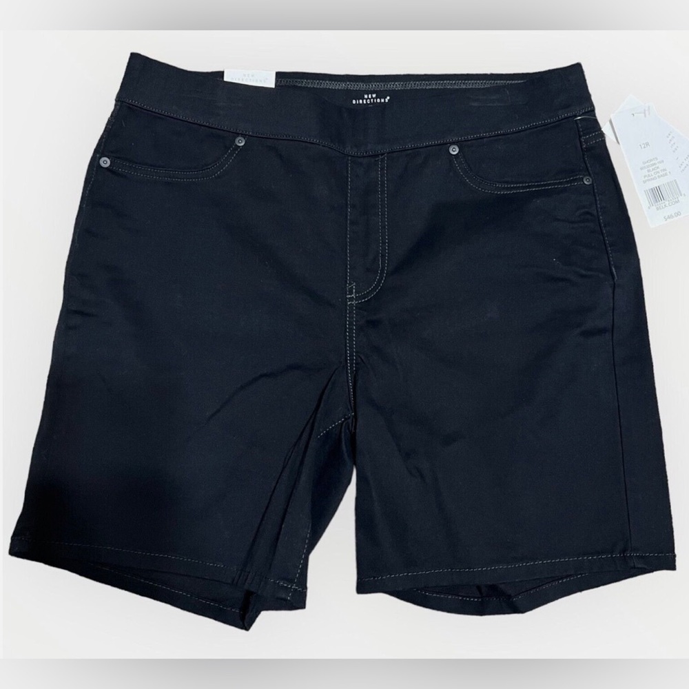 NEW DIRECTION Black Denim Pull on Shorts Size 10R NWT